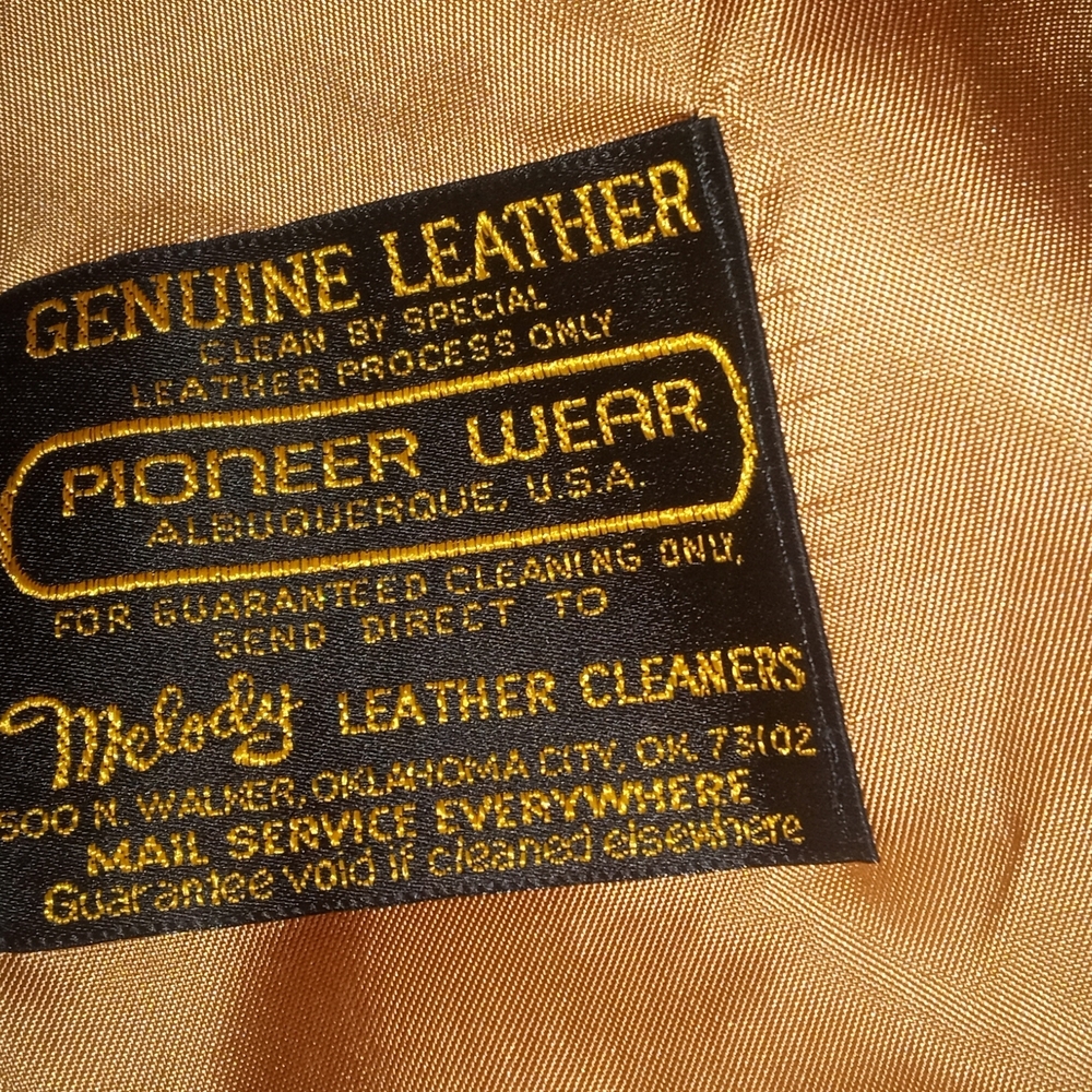 The Pioneer Woman Genuine Leather Label in Gold and Black